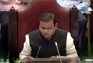 Speaker Narwekar expresses regret in Maha Assembly over Marathi reading lapses during obituary reference