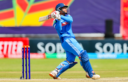 ‘You can’t stop the sun from rising’: Cricket fraternity lauds Vaibhav Suryavanshi’s historic knock in U19 WC final - www.lokmattimes.com