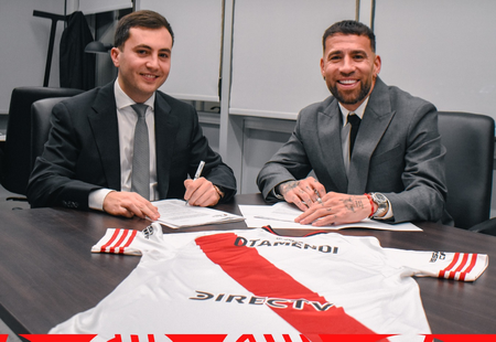 Nicolas Otamendi joins River Plate