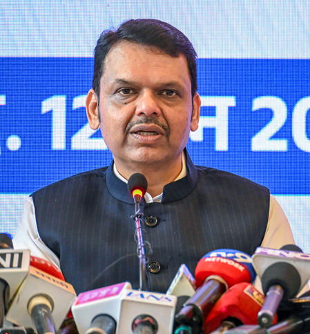 Maha to receive 10 TMC water from Narmada River: CM Fadnavis