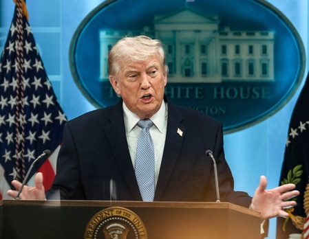 Trump claims secret US operations in Hormuz
