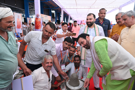 Centre disburses subsidy of Rs 504 crore to 22,259 new units under PMEGP scheme