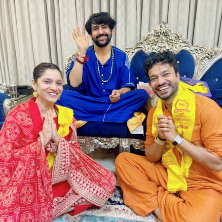 Ankita Lokhande, Vicky Jain seek blessings from Bageshwar Baba