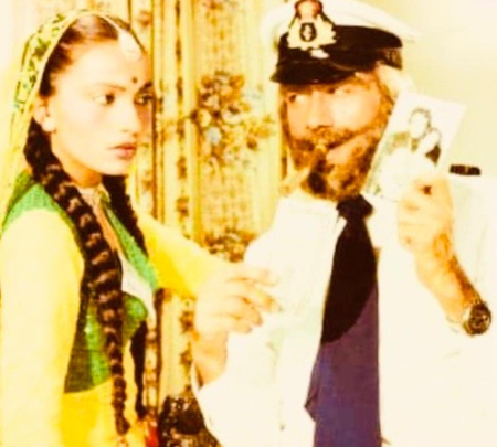 Kalpana Iyer shares nostalgic still with Dev Anand from 1980 classic 'Lootmaar'