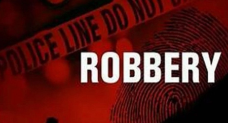 Bihar: Thieves use gas cutters to loot mobile showroom