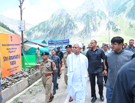 G Manoj Sinha reviews arrangements for Yatris at Baltal base camp