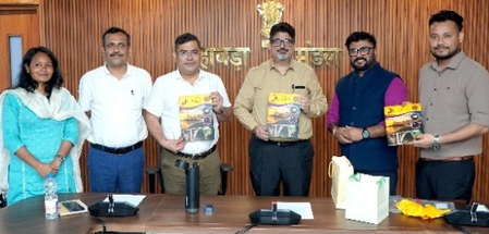 Eastern Railway launches magazine for free distribution among Vande Bharat Express passengers