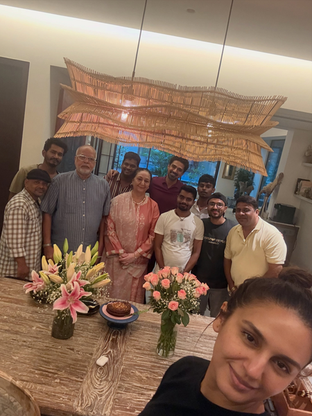 Huma Qureshi shares glimpses from her mother's birthday celebration