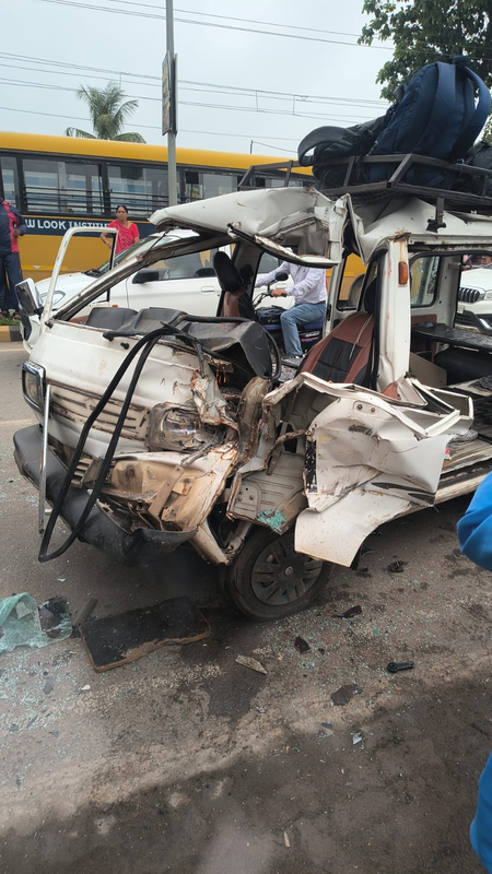 One child killed, 6 injured as school van crashes into parked truck in Rajasthan's Banswara