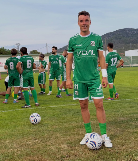 2019 Wimbledon semifinalist Bautista Agut scores on his football debut - www.lokmattimes.com