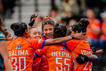 Hockey World Cup: Unbeaten India storm past South Africa 6