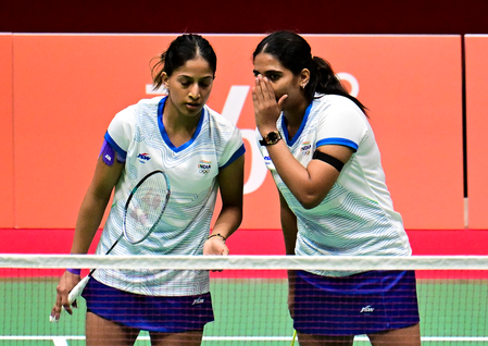 Asian Games: Satwik/Chirag crash out; Tanisha/Dhruv in QF, Treesa/Gayatri advance (round