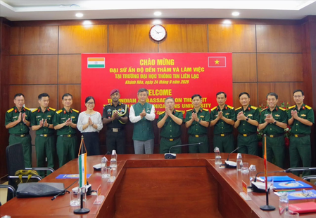 India and Vietnam discuss cooperation in defence technology, capacity building