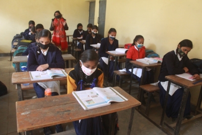 UP schools to be upgraded with Rs 2000 cr - www.lokmattimes.com