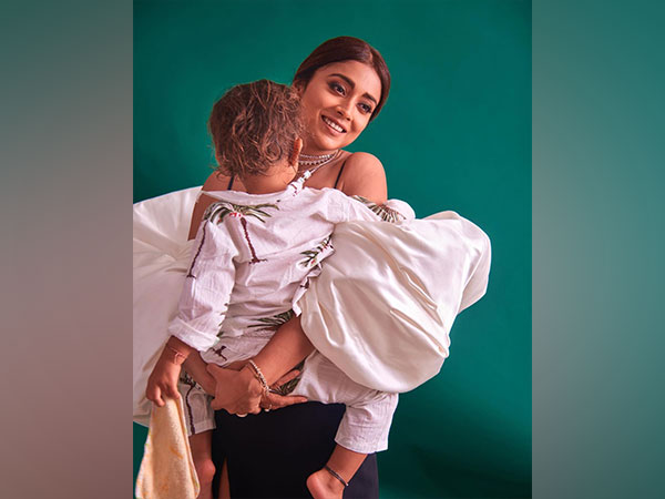Cuteness Alert! Shriya Saran drops cute pictures with daughter Radha ...