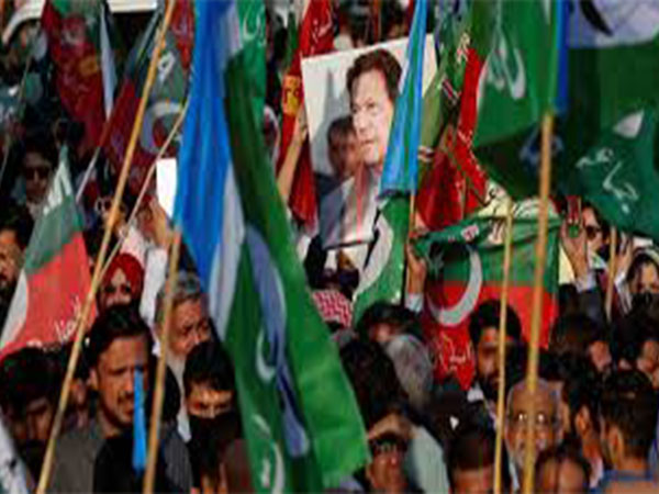 Pakistan: Imran Khan's party challenges 26th constitutional amendment in Sindh High Court