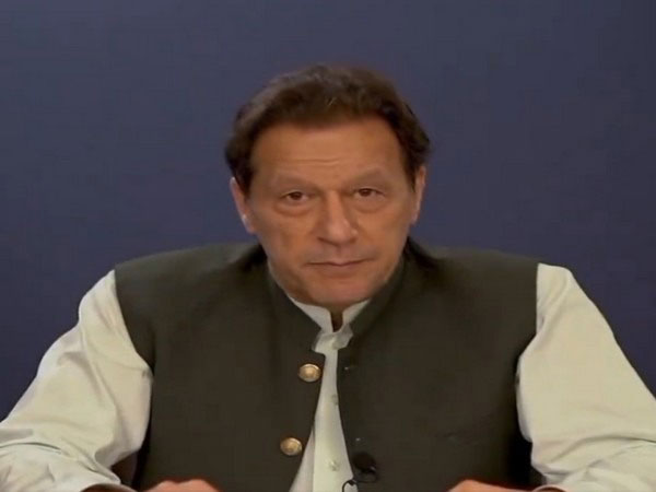 “Those who voted for the 26th Constitutional Amendment betrayed Pakistan”: Imran Khan