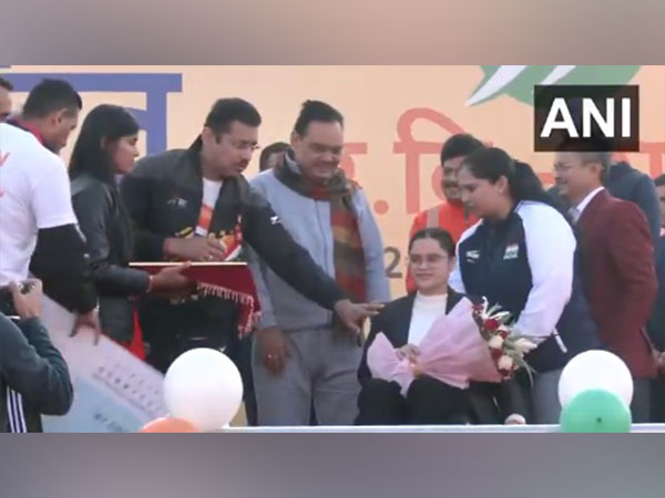 Rajasthan Cm Bhajan Lal Sharma Felicitates Paris Paralympic Medalists At Run For Viksit