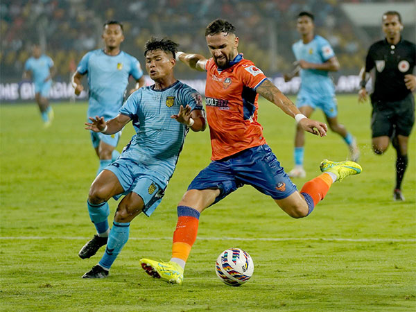 Isl: Hyderabad Fc Snatch Late Point Against Fc Goa, With Both Teams 