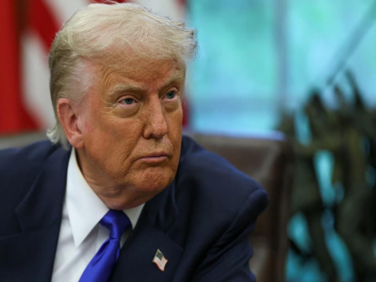 Trump signs order threatening tariffs on countries doing business with Iran