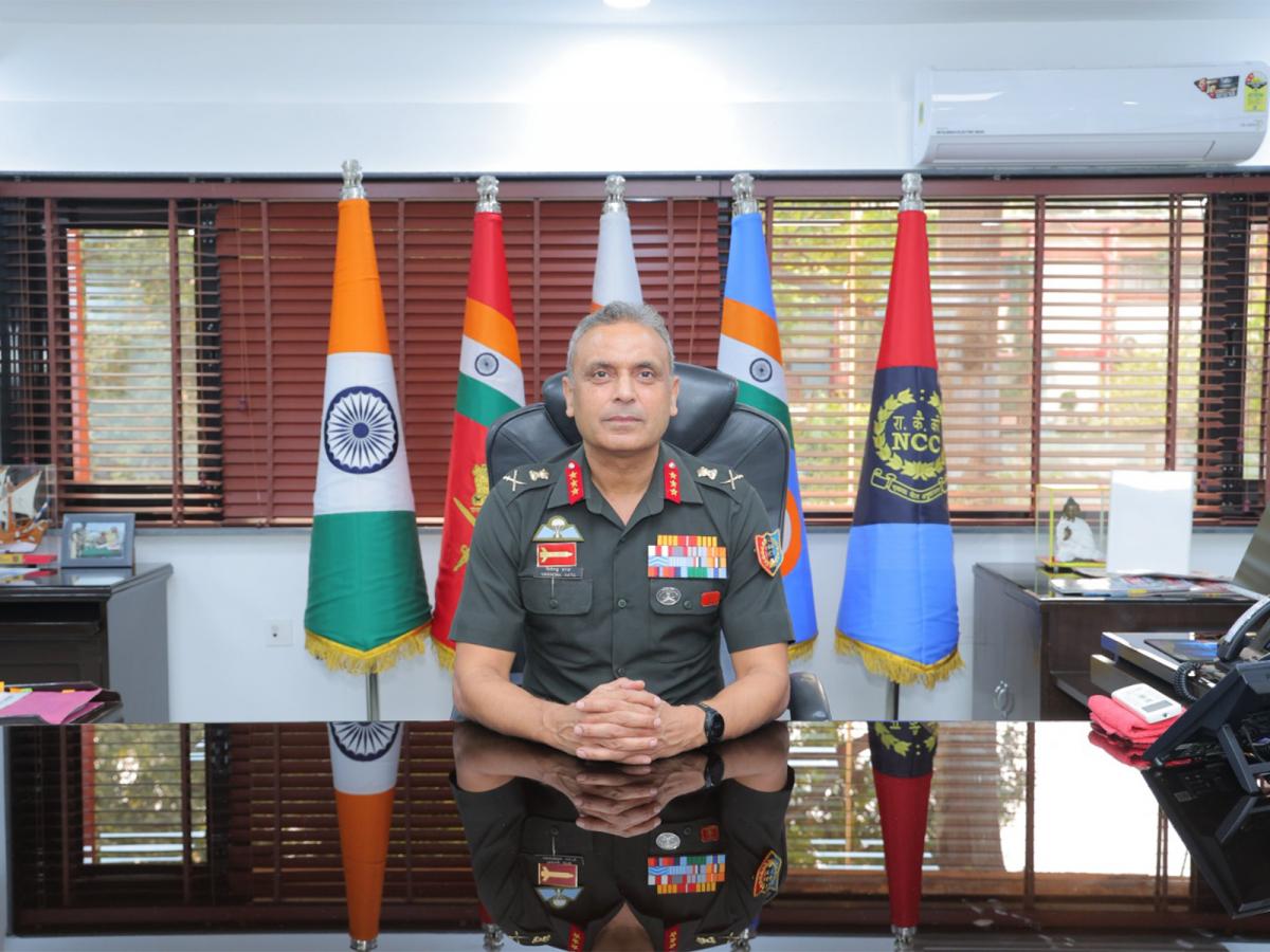NCC DG Lt Gen Virendra Vats arrives in Kerala for three-day official ...