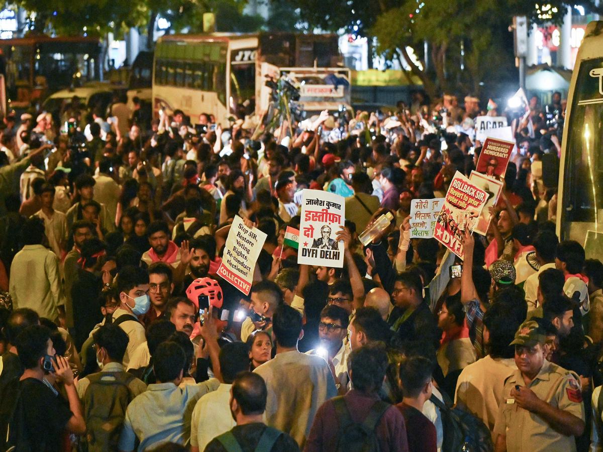 'Oversimplification of political reality': Bangladesh media warns ...