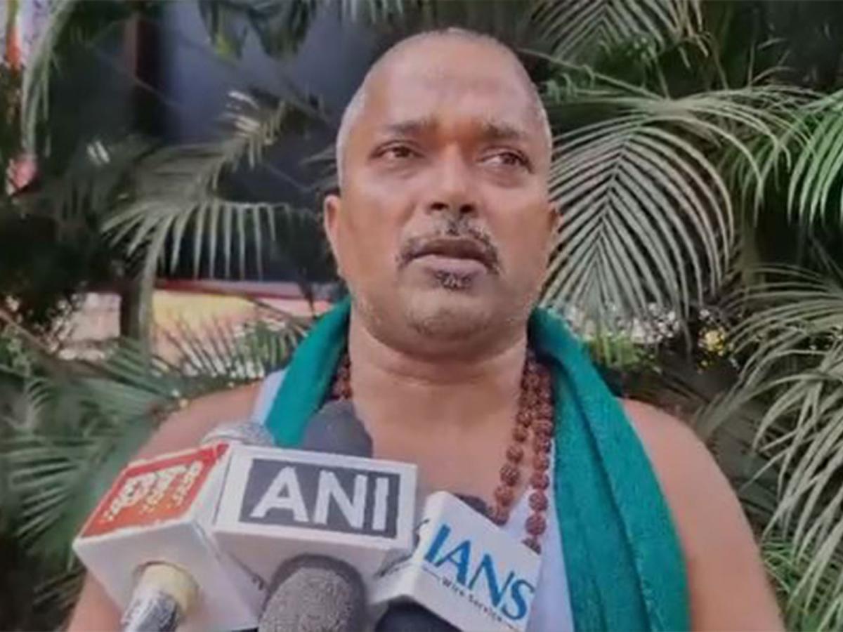Karnataka Farmers Demand Fair Price, Threaten Bandh on October 27 - www ...