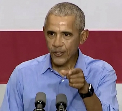 Barack Obama still wearing Fitbit watch recalled for burn risk - www ...