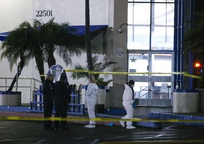 2 dead, 5 injured in Los Angeles park shooting - www.lokmattimes.com