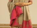 Tabu dazzles in Telangana's traditional weaves - Hindi News | Tabu dazzles in Telangana's traditional weaves | Latest entertainment News at Lokmattimes.com
