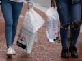 80pc want plastic bags to be completely replaced by paper bags: Poll - Hindi News | 80pc want plastic bags to be completely replaced by paper bags: Poll | Latest national News at Lokmattimes.com