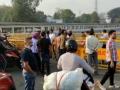 Noida borders with Delhi to remain sealed as of now: DM - Hindi News | Noida borders with Delhi to remain sealed as of now: DM | Latest health News at Lokmattimes.com