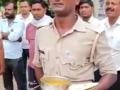 UP cop complains about poor food quality, video goes viral - Hindi News | UP cop complains about poor food quality, video goes viral | Latest national News at Lokmattimes.com