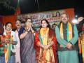 Union Minister Smriti Irani urges voters in Delhi's Rajinder Nagar to vote for BJP in MCD polls - Hindi News | Union Minister Smriti Irani urges voters in Delhi's Rajinder Nagar to vote for BJP in MCD polls | Latest politics News at Lokmattimes.com