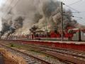 Agnipath scheme: Violent protests continue in Bihar, 2 trains set on fire - Hindi News | Agnipath scheme: Violent protests continue in Bihar, 2 trains set on fire | Latest politics News at Lokmattimes.com