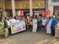 Goa Mahila Congress protests against price hike of domestic cooking gas - Hindi News | Goa Mahila Congress protests against price hike of domestic cooking gas | Latest politics News at Lokmattimes.com
