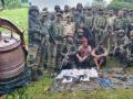 Infiltration bid foiled, 3 terrorists held on LoC in J&K's Poonch - Hindi News | Infiltration bid foiled, 3 terrorists held on LoC in J&K's Poonch | Latest national News at Lokmattimes.com