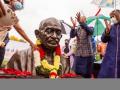 NY town honours Gandhi by installing statue - Hindi News | NY town honours Gandhi by installing statue | Latest international News at Lokmattimes.com