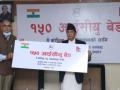 India gifts 150 ICU beds to Nepal - Hindi News | India gifts 150 ICU beds to Nepal | Latest health News at Lokmattimes.com