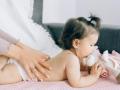 Skin-to-Skin time with your little one - Hindi News | Skin-to-Skin time with your little one | Latest lifestyle News at Lokmattimes.com