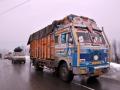 Jammu-Srinagar Highway opens for traffic - Hindi News | Jammu-Srinagar Highway opens for traffic | Latest national News at Lokmattimes.com