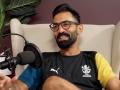 Ability to stay grounded makes Kohli champion on and off the field: Dinesh Karthik - Hindi News | Ability to stay grounded makes Kohli champion on and off the field: Dinesh Karthik | Latest cricket News at Lokmattimes.com