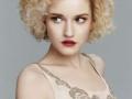 Madonna biopic starring Julia Garner scrapped as singer embarks on world tour - Hindi News | Madonna biopic starring Julia Garner scrapped as singer embarks on world tour | Latest entertainment News at Lokmattimes.com