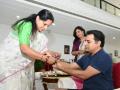 TRS MLC Kavitha ties rakhi to brother KTR - Hindi News | TRS MLC Kavitha ties rakhi to brother KTR | Latest politics News at Lokmattimes.com