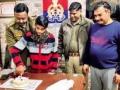 UP Police station 'adopts' teen - Hindi News | UP Police station 'adopts' teen | Latest national News at Lokmattimes.com