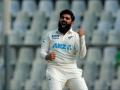 IND v NZ, 2nd Test: Siraj strikes after Ajaz's all-10 effort as India take command - Hindi News | IND v NZ, 2nd Test: Siraj strikes after Ajaz's all-10 effort as India take command | Latest cricket News at Lokmattimes.com