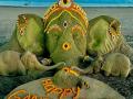 Odisha sand artist creates Ganesh sculpture at Puri beach - Hindi News | Odisha sand artist creates Ganesh sculpture at Puri beach | Latest national News at Lokmattimes.com