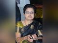 TDP founder Uma Maheshwari found hanging at her residence in Hyderabad - Hindi News | TDP founder Uma Maheshwari found hanging at her residence in Hyderabad | Latest national News at Lokmattimes.com
