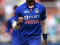 3rd ODI: Pandya takes four as India bowl out England for 259 - Hindi News | 3rd ODI: Pandya takes four as India bowl out England for 259 | Latest cricket News at Lokmattimes.com