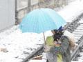 Vehicles stranded, trains suspended as record snowfall hits Japan - Hindi News | Vehicles stranded, trains suspended as record snowfall hits Japan | Latest international News at Lokmattimes.com